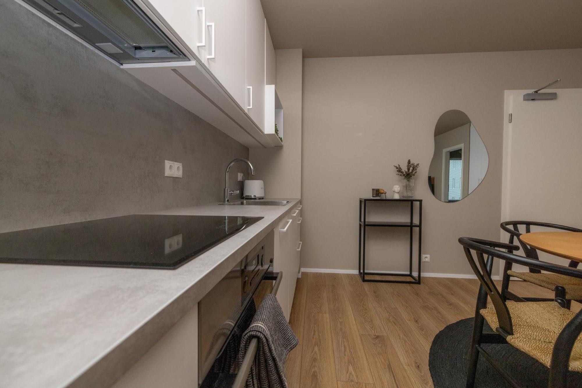Modern Flat In Reykjavik, Ulfarsardalurアパートメント エクステリア 写真
