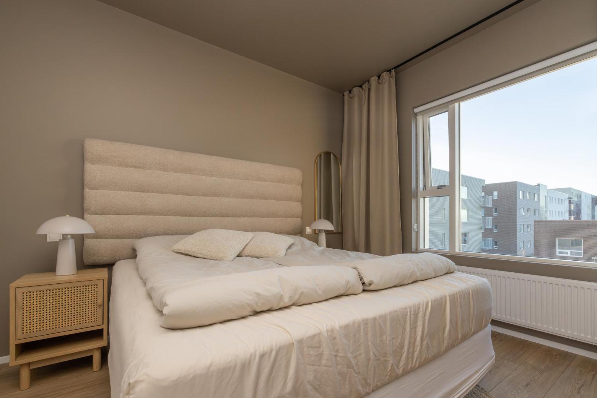 Modern Flat In Reykjavik, Ulfarsardalurアパートメント エクステリア 写真